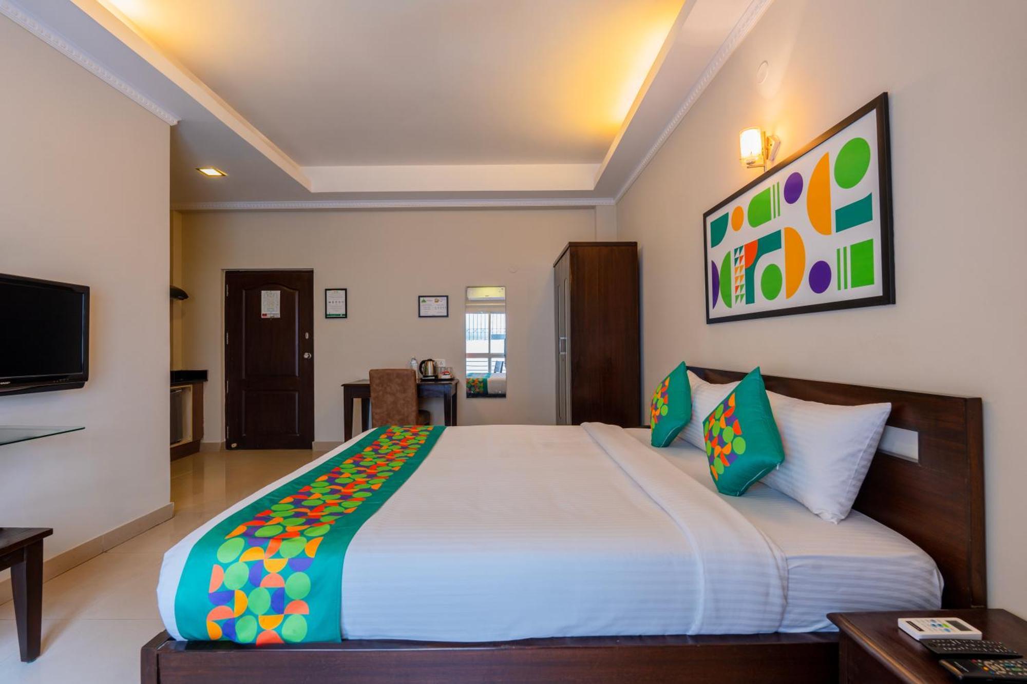 Treebo Ivory White Inn Bangalore Luaran gambar