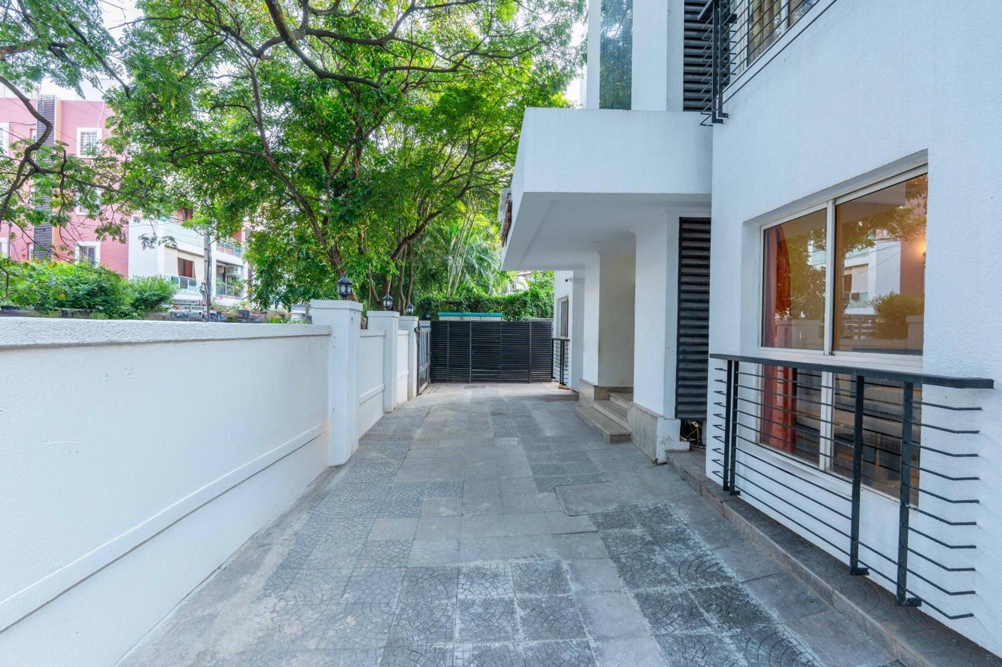 Treebo Ivory White Inn Bangalore Luaran gambar